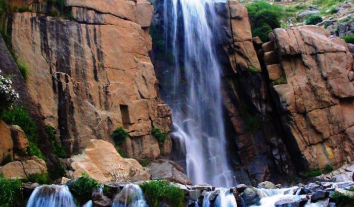 ganjnameh-waterfall5